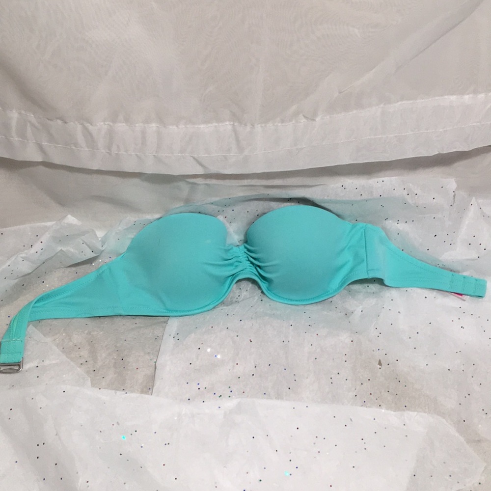 Victoria’s Secret bikini top 34B